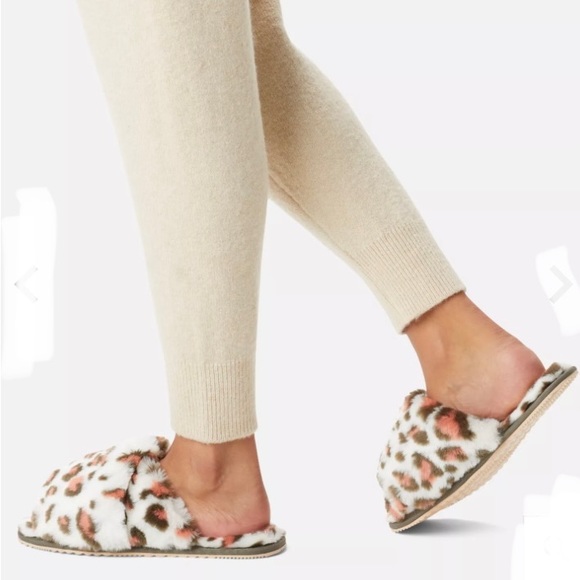 🐆 COPY NWT! Anthropologie x Sorel SOREL GO™ - MAIL RUN” in Animal Print-8 COPY - Picture 9 of 16
